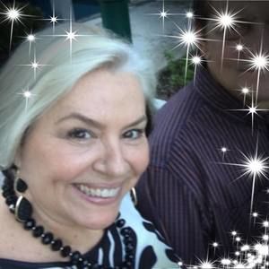 Meet your Posher, Ana